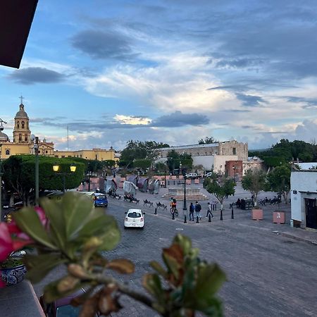 Lolita & Enri, La Mejor Ubicacion Y Vista En El Centro De Queretaro Hotell Exteriör bild