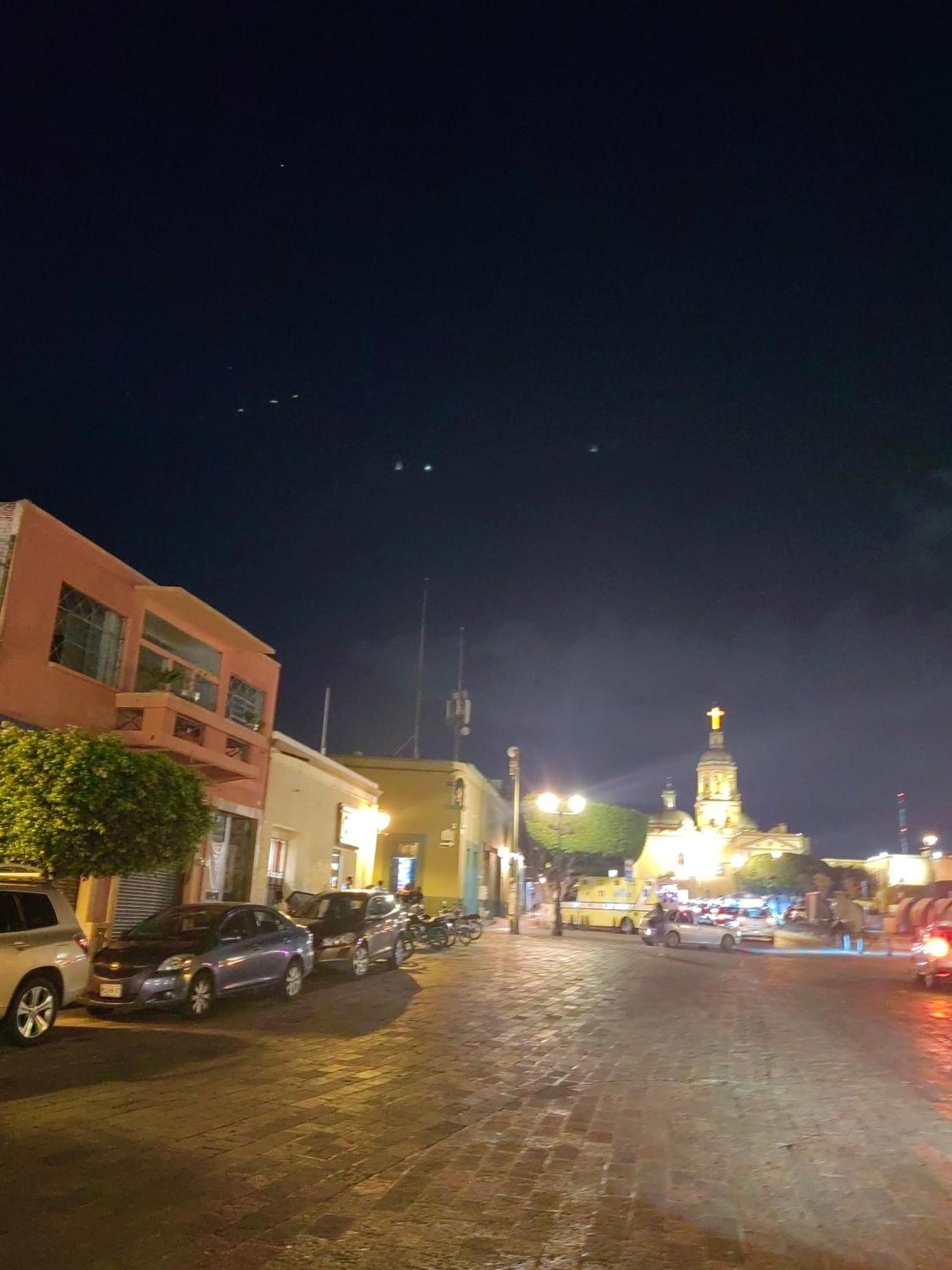 Lolita & Enri, La Mejor Ubicacion Y Vista En El Centro De Queretaro Hotell Exteriör bild